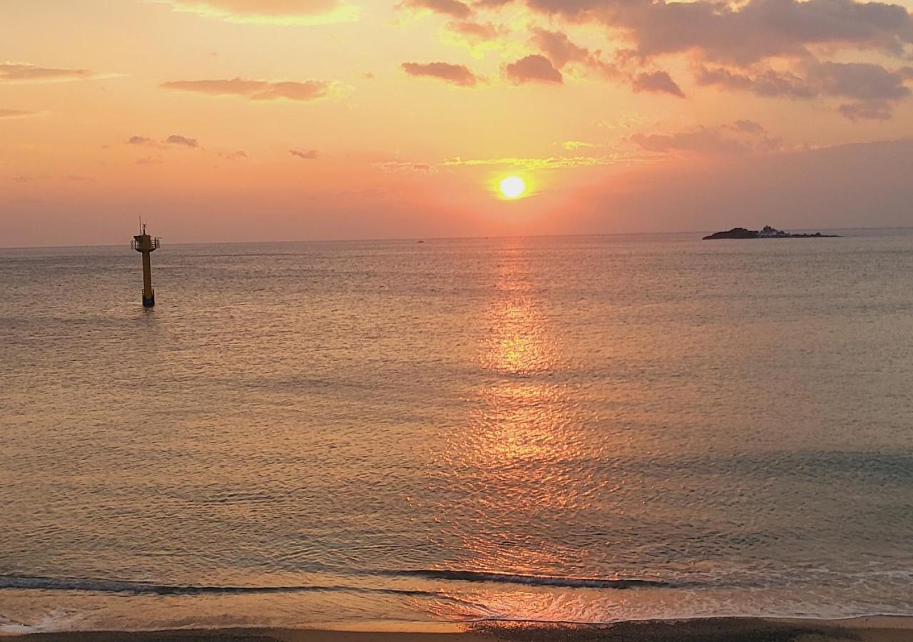 Seaside Minbak Villa Goseong  Buitenkant foto