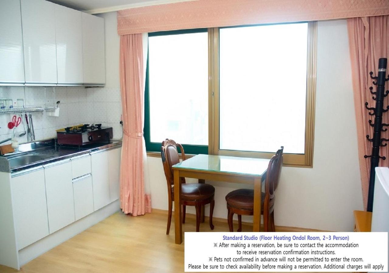 Seaside Minbak Villa Goseong  Buitenkant foto