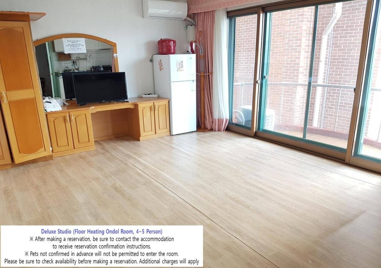 Seaside Minbak Villa Goseong  Buitenkant foto
